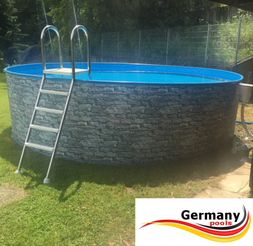Schwimmbecken